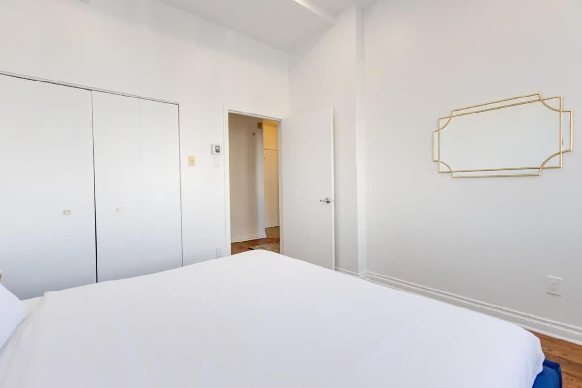 M11 Gorgeous 3Br Wkingbed Perfect Location Apartment Монреал Екстериор снимка